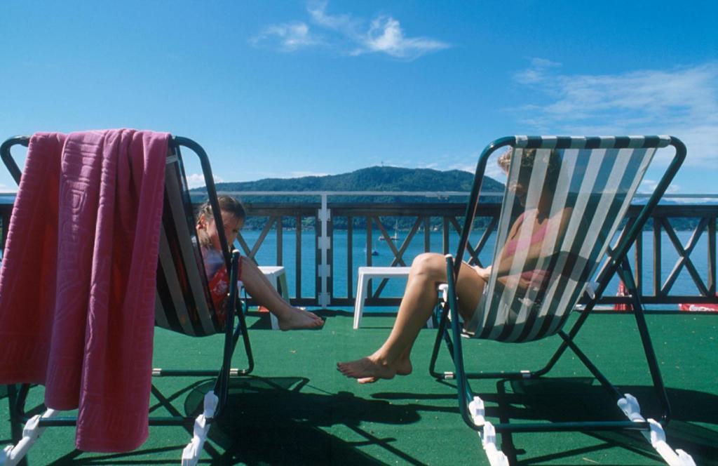Die Wunder S Ferienpension Portschach am Woerthersee Luaran gambar