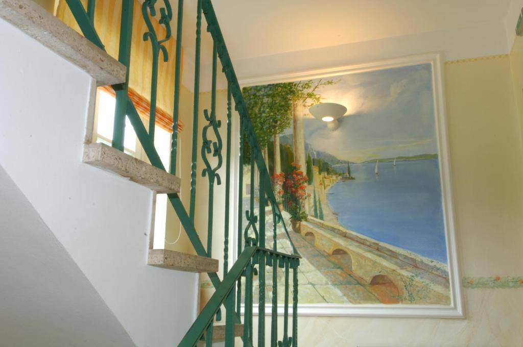 Die Wunder S Ferienpension Portschach am Woerthersee Luaran gambar